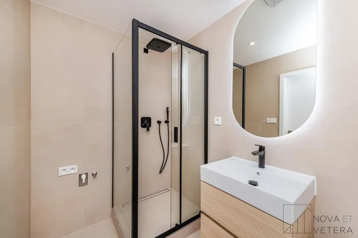 Prodej bytu 4+kk, Praha - Bohnice, Poznaňská, 76 m2