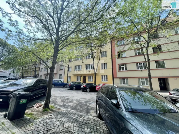 Prodej bytu 2+kk, Praha - Smíchov, Zoubkova, 37 m2