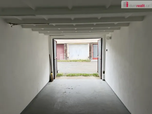 Pronájem garáže, Zruč nad Sázavou, Dvouletky, 20 m2