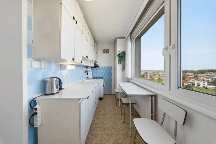 Prodej bytu 3+1, Pardubice, Bělehradská, 55 m2