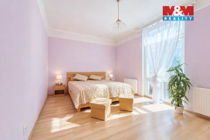 Prodej bytu 4+kk, Mariánské Lázně, Husova, 90 m2