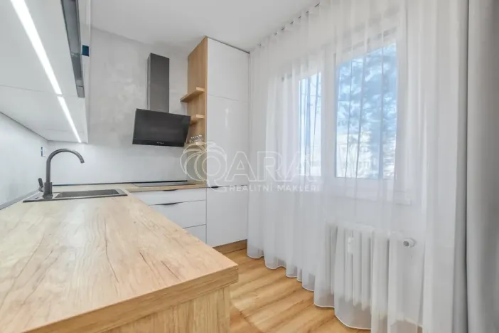 Prodej bytu 2+1, Frýdek-Místek - Místek, Josefa Suka, 51 m2