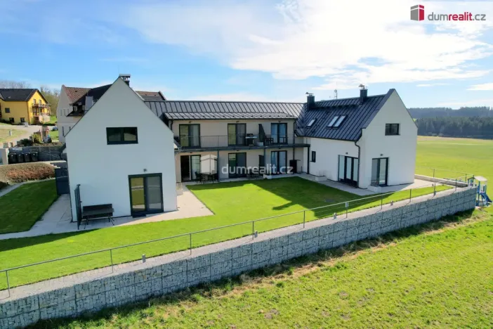 Prodej bytu 1+kk, Frymburk - Kovářov, 47 m2