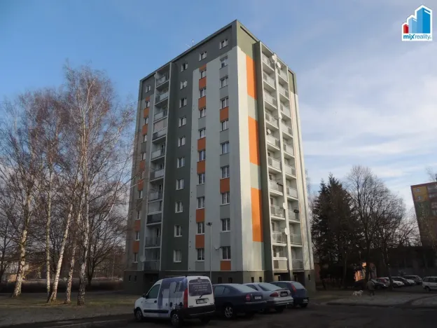 Prodej bytu 2+1, Karlovy Vary, Západní, 60 m2