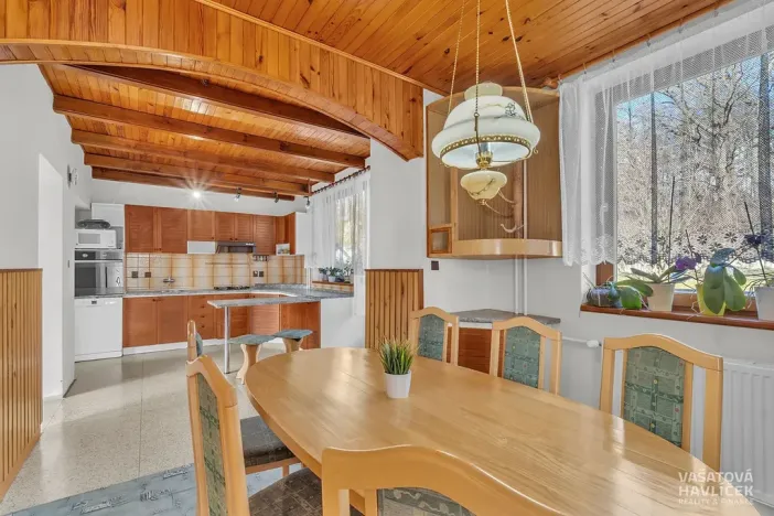 Prodej rodinného domu, Vysoká nad Labem, 280 m2