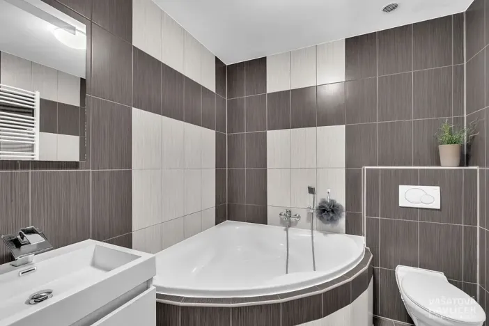 Prodej rodinného domu, Vysoká nad Labem, 280 m2