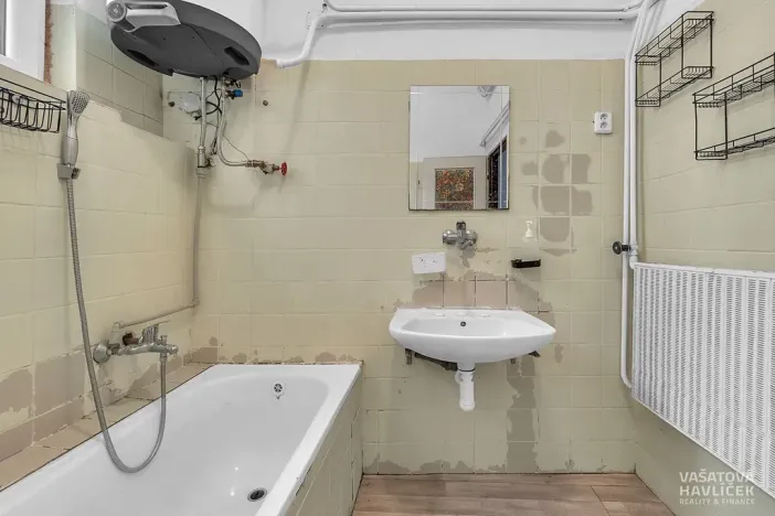 Prodej činžovního domu, Sezemice, Jungmannova, 690 m2