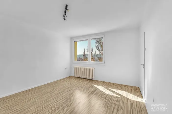 Pronájem bytu 1+kk, Dvůr Králové nad Labem, Macharova, 27 m2