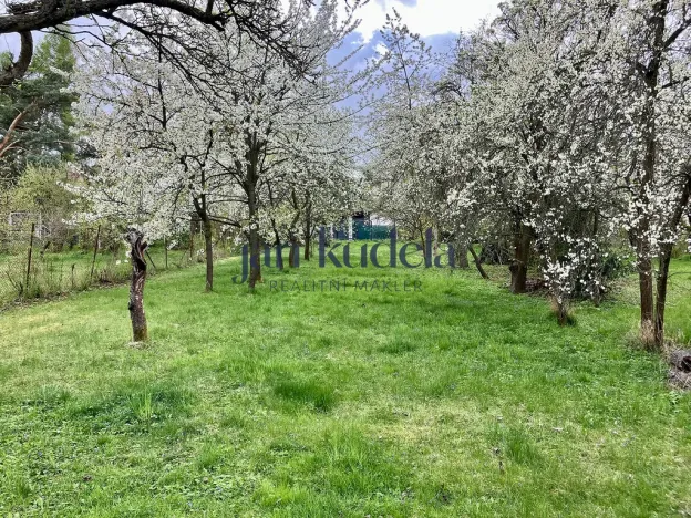 Pronájem zahrady, Brno, Terezy Novákové, 2336 m2