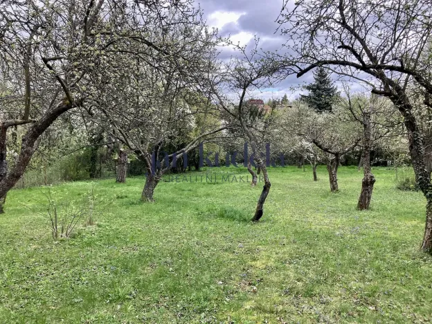 Pronájem zahrady, Brno, Terezy Novákové, 2336 m2