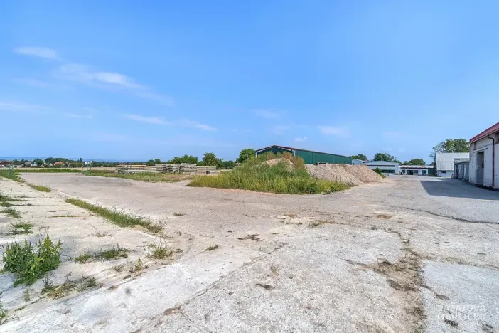 Prodej komerčního pozemku, Jasenná, 22131 m2