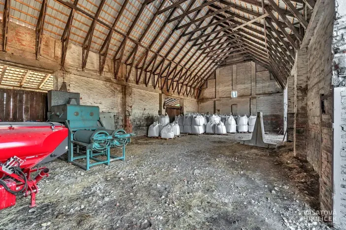 Prodej komerčního pozemku, Jasenná, 22131 m2