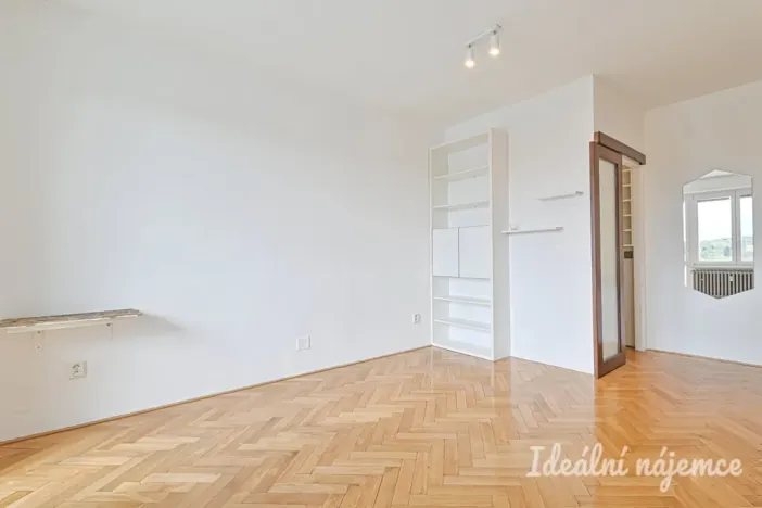 Pronájem bytu 1+1, Brno, Ječná, 37 m2