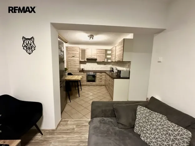 Pronájem bytu 3+kk, Jindřichův Hradec - Jindřichův Hradec II, Sládkova, 63 m2