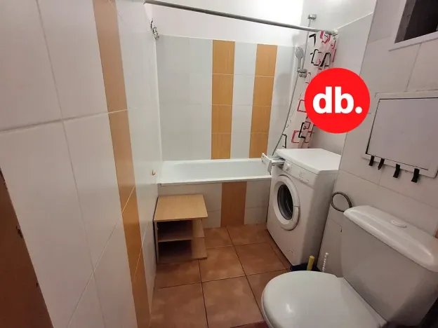 Pronájem bytu 2+1, Karlovy Vary, Krymská, 51 m2