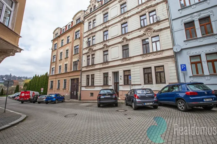 Prodej bytu 2+1, Karlovy Vary, Raisova, 75 m2