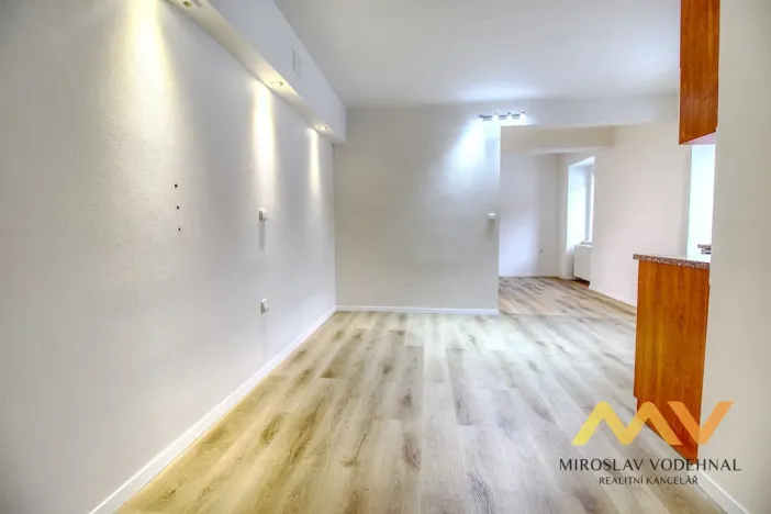 Pronájem bytu 2+kk, Hradec Králové, Střelecká, 38 m2