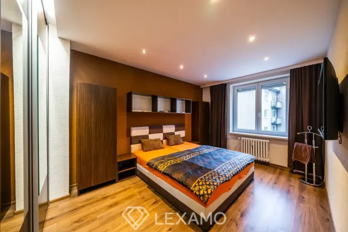 Pronájem bytu 2+kk, Znojmo, Smetanova, 53 m2