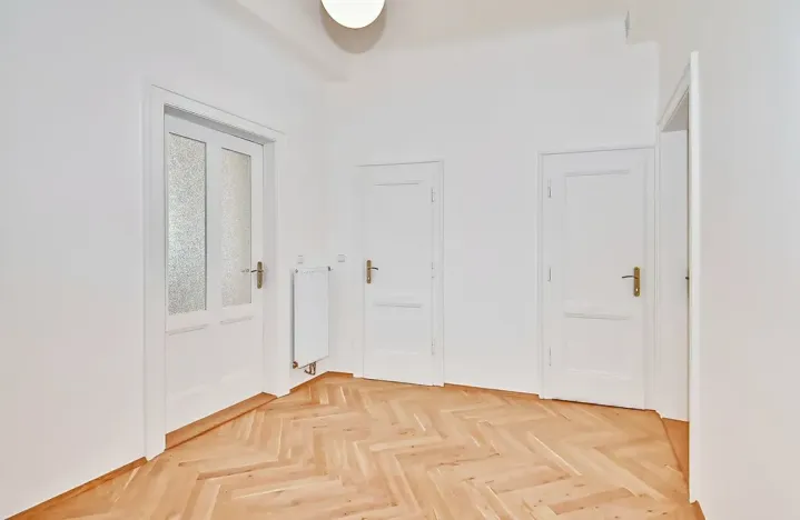 Pronájem bytu 3+1, Praha - Malá Strana, Karmelitská, 95 m2