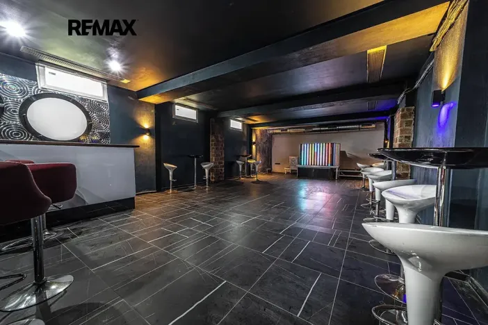 Pronájem obchodního prostoru, Břidličná, Osvobození, 140 m2