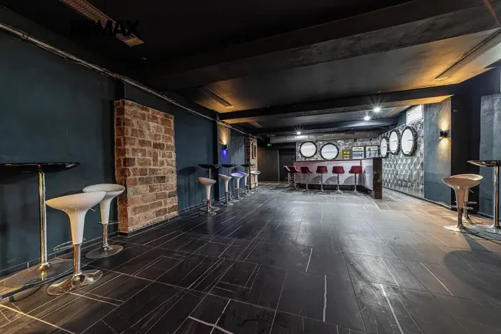 Pronájem obchodního prostoru, Břidličná, Osvobození, 140 m2