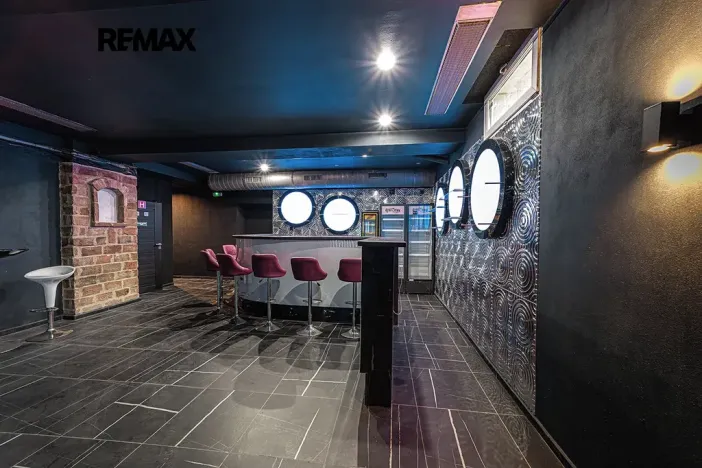 Pronájem obchodního prostoru, Břidličná, Osvobození, 140 m2