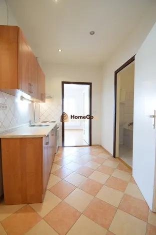 Pronájem bytu 1+1, Praha - Nusle, U gymnázia, 52 m2