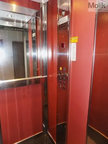 Prodej bytu 3+1, Teplice - Trnovany, Trnovanská, 71 m2