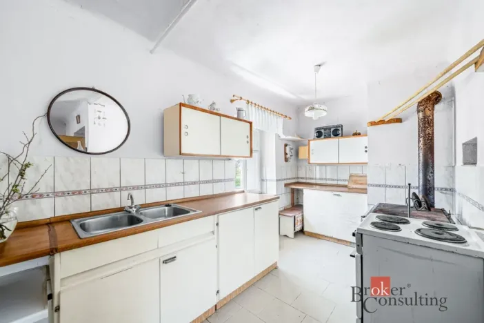 Prodej chalupy, Chomle, 76 m2