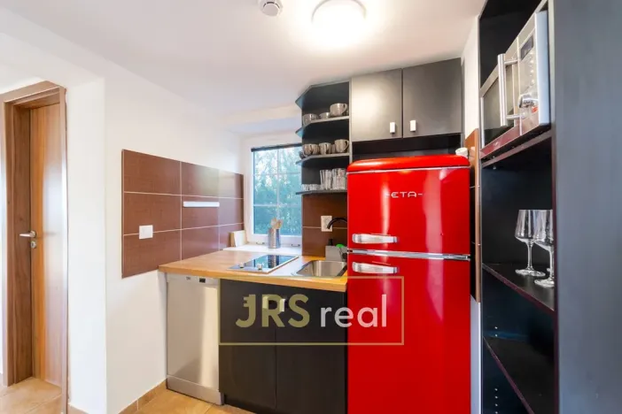 Prodej apartmánu, Strachotín, Sklepní, 160 m2