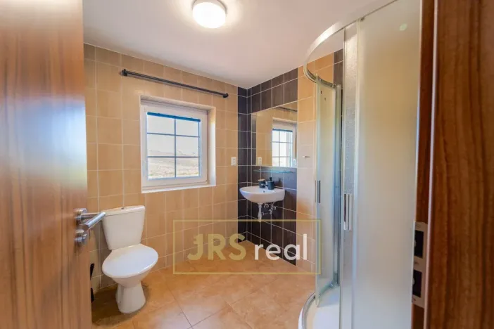 Prodej apartmánu, Strachotín, Sklepní, 160 m2