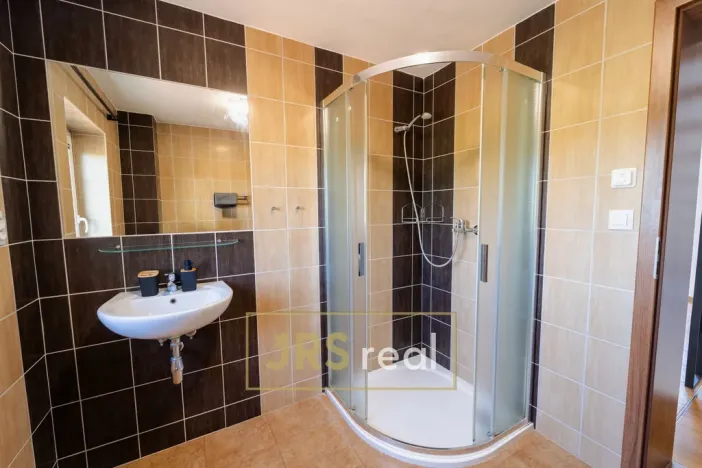 Prodej apartmánu, Strachotín, Sklepní, 160 m2