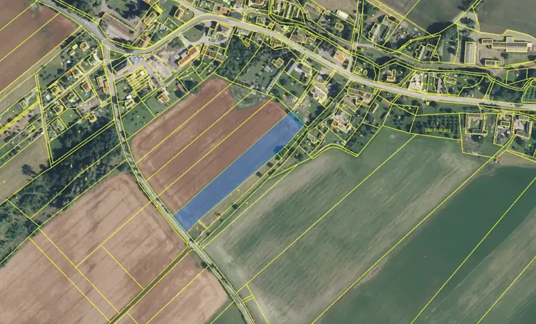 Prodej louky, Zdobín, 145881 m2