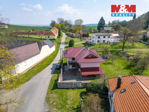 Prodej rodinného domu, Třešovice, 238 m2