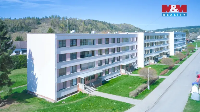 Prodej bytu 3+1, Broumov - Olivětín, Dukelská, 53 m2