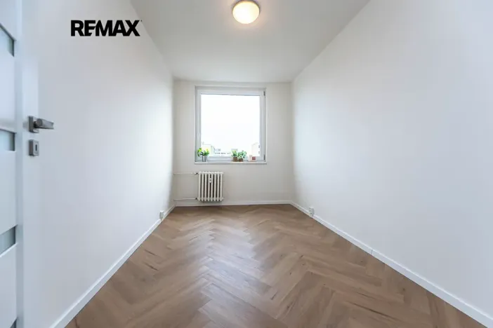 Pronájem bytu 2+kk, Praha - Řepy, Makovského, 45 m2