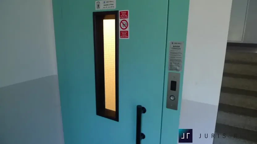 Prodej bytu 3+1, Praha - Strašnice, Černokostelecká, 64 m2