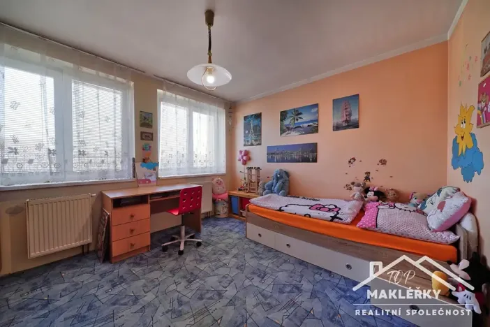 Prodej rodinného domu, Zásmuky, Sladkovského, 186 m2