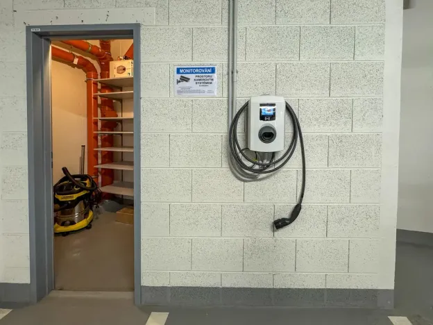 Pronájem garážového stání, Praha - Chodov, Šternovská, 15 m2