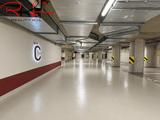 Pronájem garáže, Praha, Hábova, 18 m2