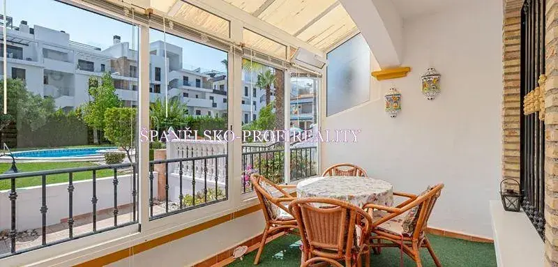 Prodej vily, Alicante, Španělsko, 87 m2