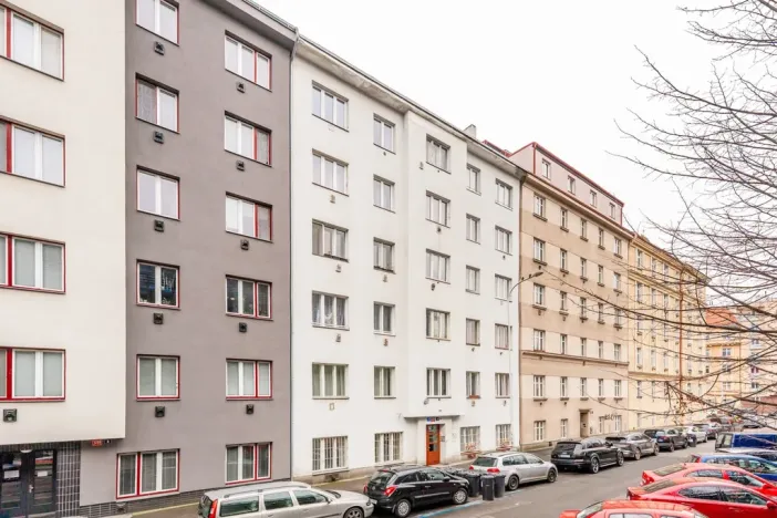 Prodej bytu 2+kk, Praha - Holešovice, U parního mlýna, 46 m2