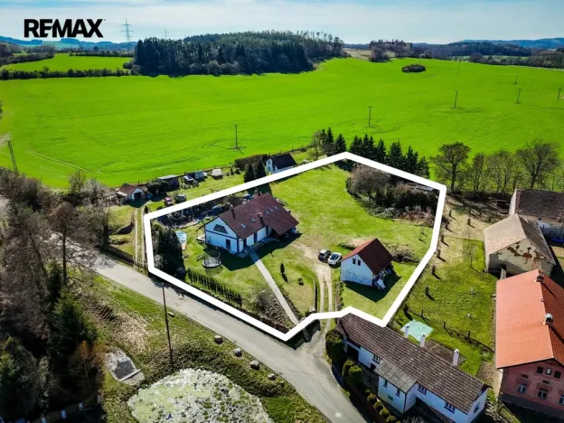 Prodej rodinného domu, Smolotely, 160 m2