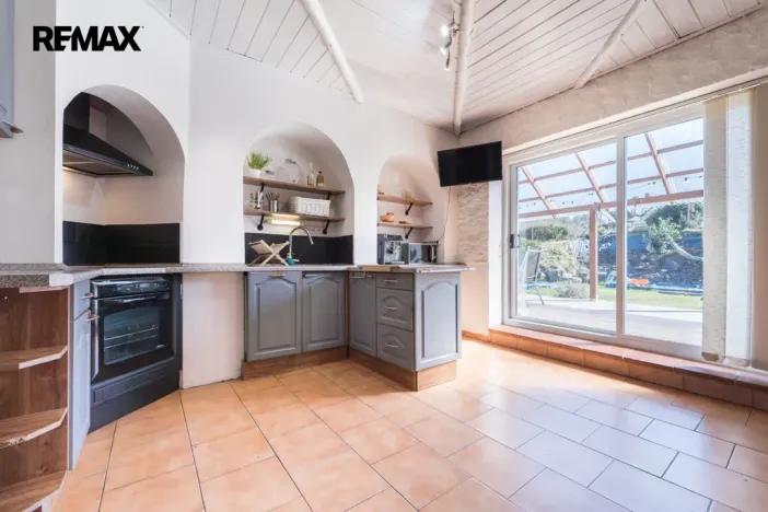 Prodej rodinného domu, Smolotely, 160 m2