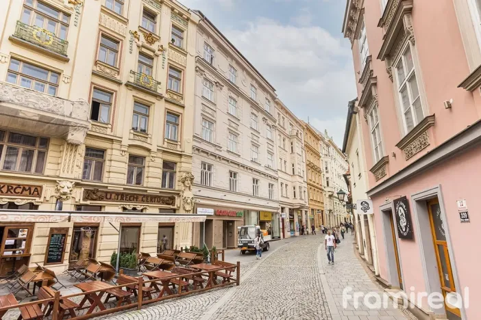 Pronájem bytu 4+kk, Brno, Starobrněnská, 68 m2