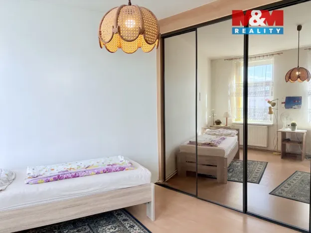 Pronájem bytu 2+kk, Pardubice - Zelené Předměstí, Masarykovo náměstí, 47 m2