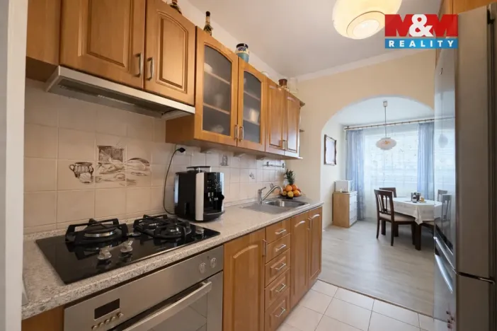 Prodej bytu 3+1, Praha - Horní Měcholupy, Parmská, 72 m2