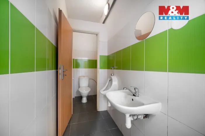 Pronájem výrobních prostor, Albrechtice, 98 m2