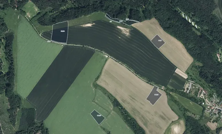 Prodej pole, Mukařov, 30270 m2