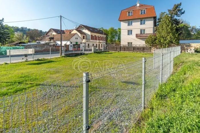 Pronájem komerčního pozemku, Praha - Braník, Pikovická, 542 m2